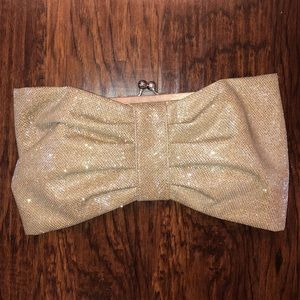 Glam bow clutch